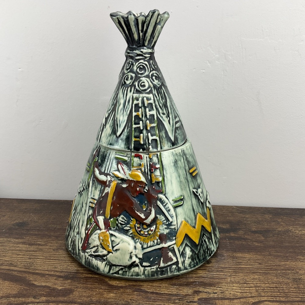 McCoy Pottery Ceramic Native Teepee Indian Cookie Jar USA 137 Vintage 1950s